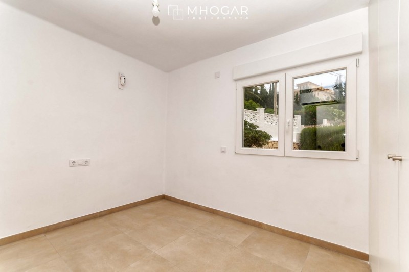 Calpe - Frumoasă vilă în stil mediteranean cu vedere la mare, de vânzare!
